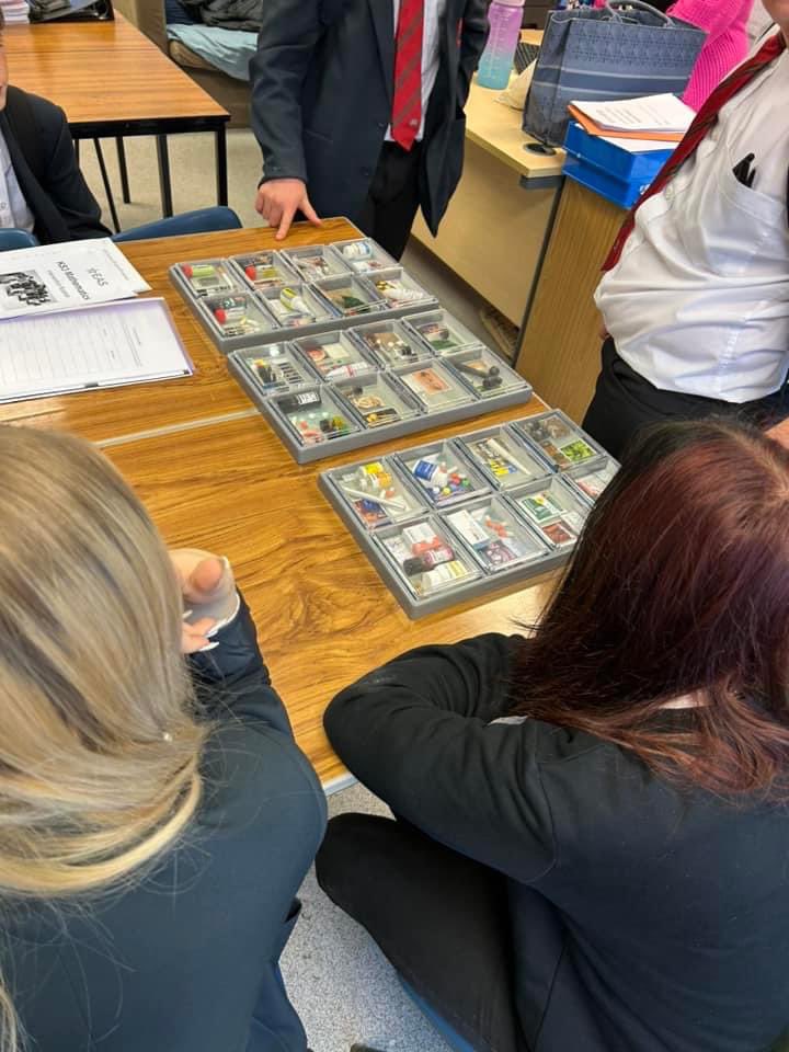 BGYouthService's tweet photo. @WeAreBarod last week at @Brynmawr_school delivering a really informative workshop on the the dangers of substance misuse. Great engagement, well done everyone involved 👏 #youthworkworks #multiagencyworking #awareness https://t.co/LOaMusMtgn