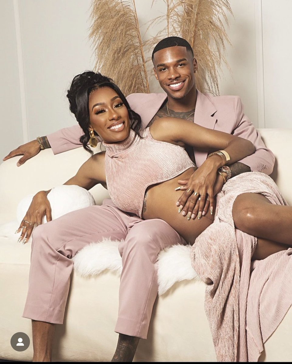 AINT NOBODY TOLD ME NOTHINNNNNNNN 😭😭😭😭