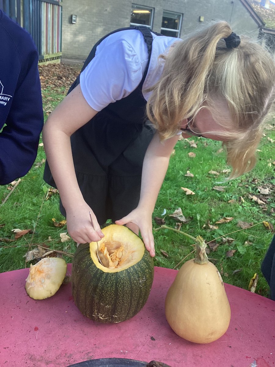 Louise Prewett tweet media