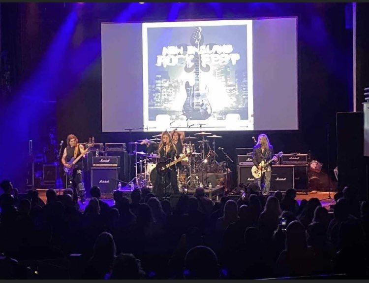 JanetGardnerOf1's tweet image. Big thanks to John Kivel for having us on such an amazing event and thanks to everyone who came out to the New England Rockfest. It was so great to see everyone again and we had a blast! Can’t wait for the next time! 💕

📸: Bill Menamey Photography