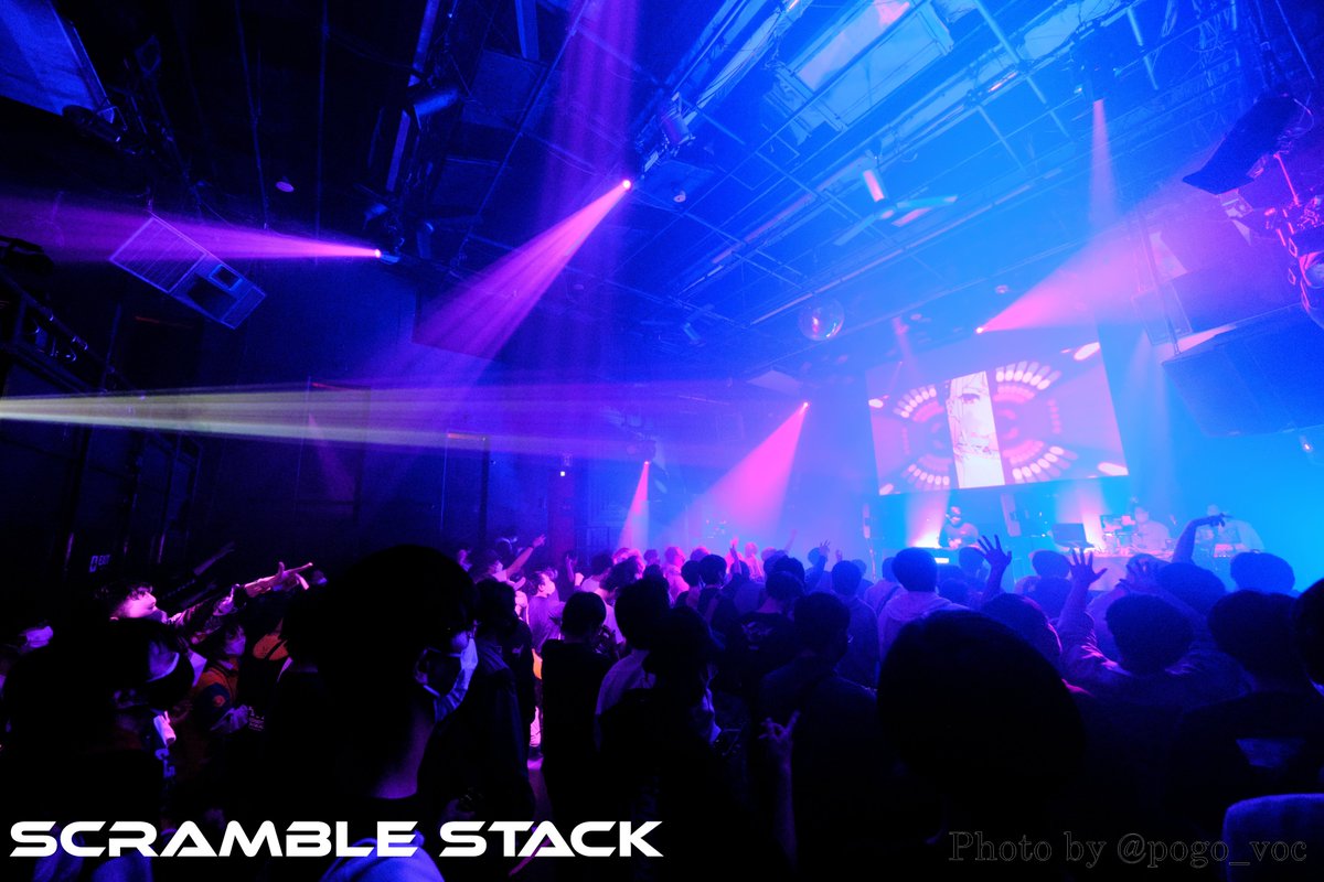 MCRABO5775's tweet photo. 土曜にLantraさんと約1年ぶりに再会して話してたら  #S_STACK 開催時期の事色々思い出した
22年前期～後期は状況を見ながら色んな人が気張ってイベントやったり来年のために準備する人が多い時期からの現在の状況までの間が色々濃密だわ…それを踏まえてS_STACKをclubasiaで主宰したのは良い経験でした https://t.co/HByEwnghsE