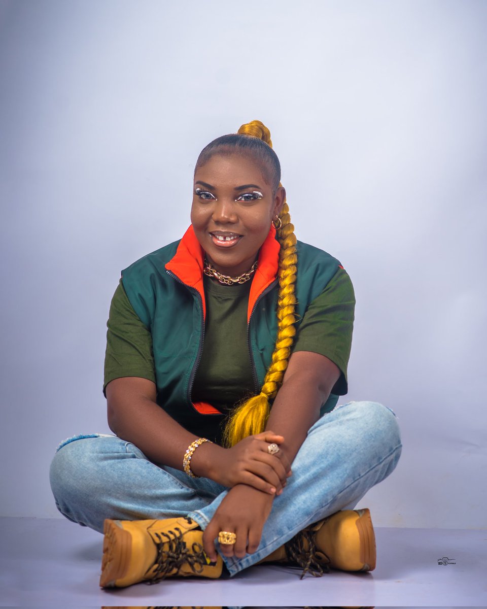 Chemmie_music's tweet photo. Radiating confidence and positivity, one smile at a time. πβ¨
#StreamBalanceIt #LinkinmyBio https://t.co/9VripQUULa