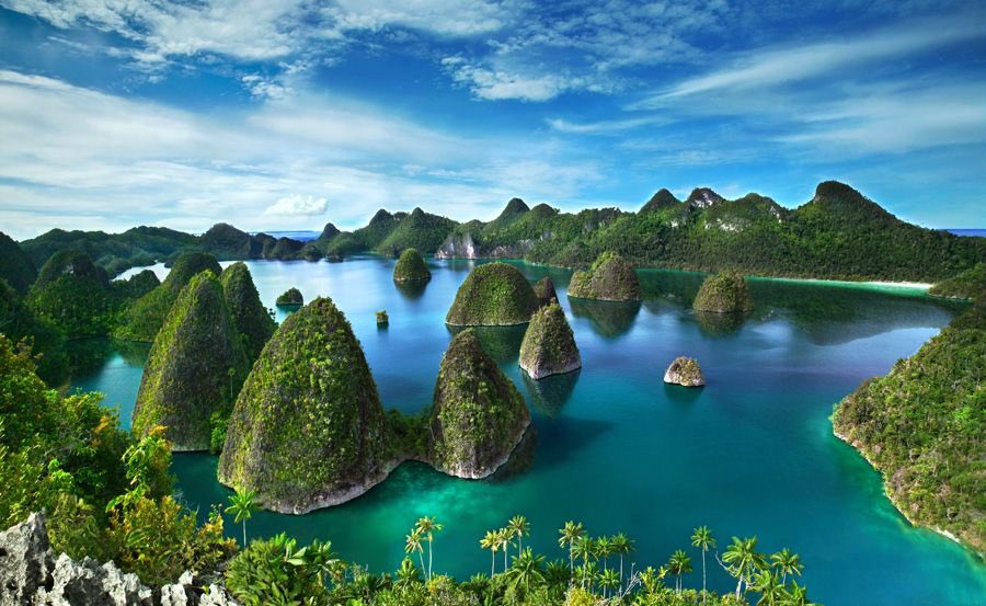 BackpackerGuru_'s tweet photo. 😍Indonesia 
•
Name this Indonesian location👇
•
📸 by: https://t.co/04VYmSXW0z
•
•
•
#indonesia #photography #beauty #nature #beach #paradise #travel #travelbucketlist #travellife #tropicalvibes #backpacking #travelproducts #travelstore https://t.co/Sxtg1kc2bS