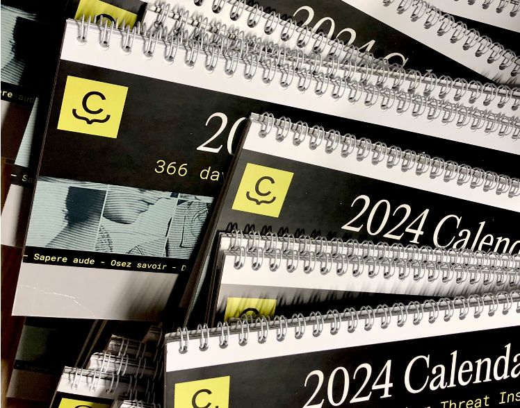 🎲 [Special gift] We've been baking a little surprise for those of you who will visit us at Les Assises this week. 
Any idea of what this is about? (photo below...)

You just have to pack your suitcase, fly to Monaco, go straight up to floor Ravel and find out  booth 262 📍