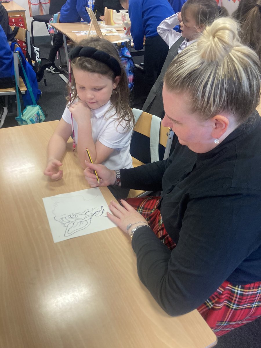 MissH_Saracen's tweet image. P3/4 @saracenprimary enjoyed sharing their Term 1 learning with special visitors this afternoon ⭐️ #softfinish #familylearning