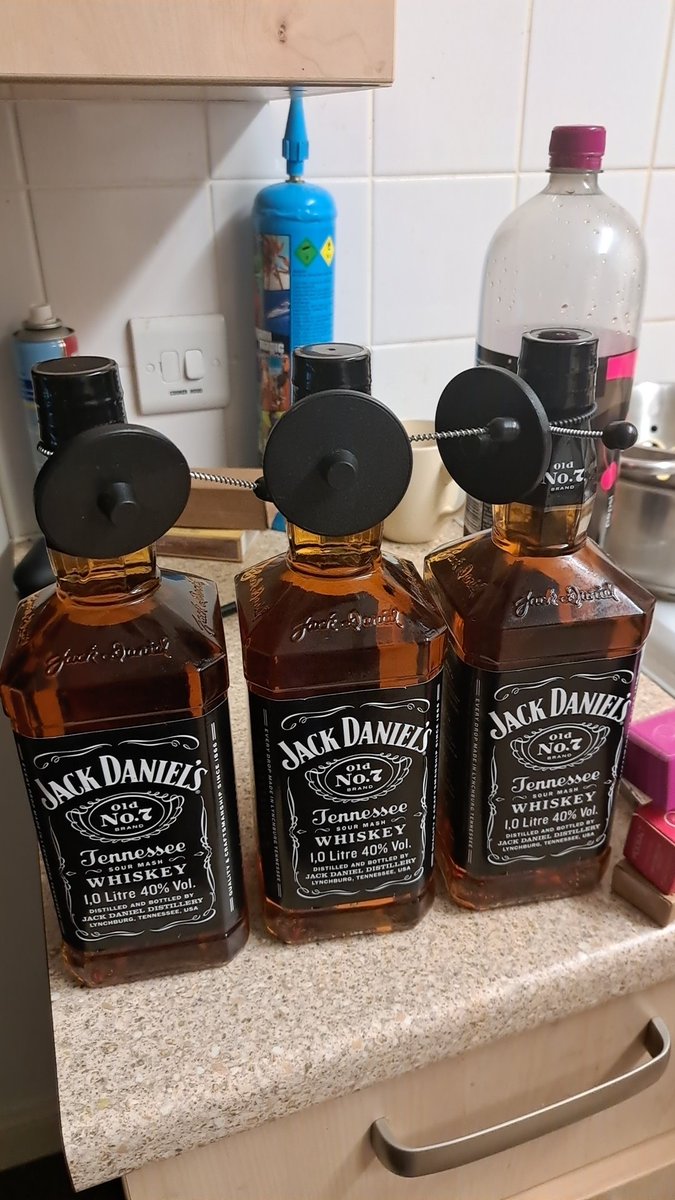 TownDrunk_'s tweet photo. @cctvidiots https://t.co/BLTWkUV6Jc
