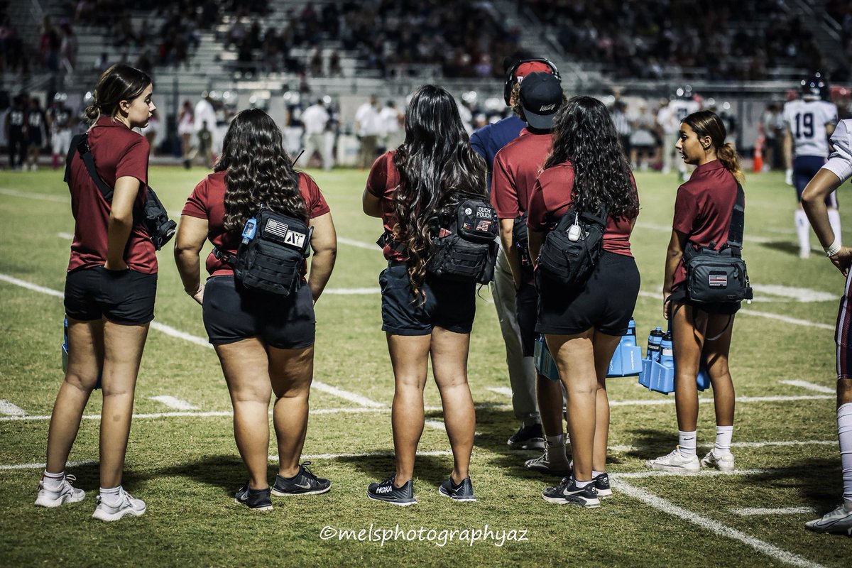 phssportsmed_'s tweet photo. The team behind the team π€ #booboocrew
Our sports medicine teamβs purpose it to provide healthcare to all athletes. This includes: injury prevention, handling emergencies, providing follow-up care to get athletes back onto the field, & so much more! @perry_pumas @CUSDAthletics https://t.co/f93yDIZ3Fz
