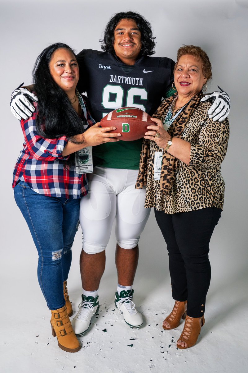 Taylor Faalele tweet media