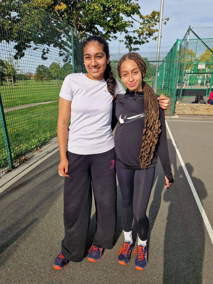 Middx_Netball's tweet photo. We have 4 new Into Officiating qualified umpires!!
#umpiresuccess #middlesexnetball #umpirepathway #NLNL https://t.co/2wt6HtRikb