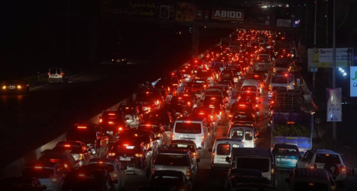 Roads leading from South Lebanon to Beirut...
Our collective trauma can't take another war.
(photo from the national news agency NNA)