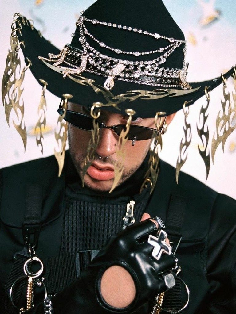 chartdata's tweet photo. Bad Bunny's new album 'Nadie Sabe Lo Que Va A Pasar Mañana' will be released this Friday, October 13 (@sanbenito). https://t.co/YPiTdQ17rq