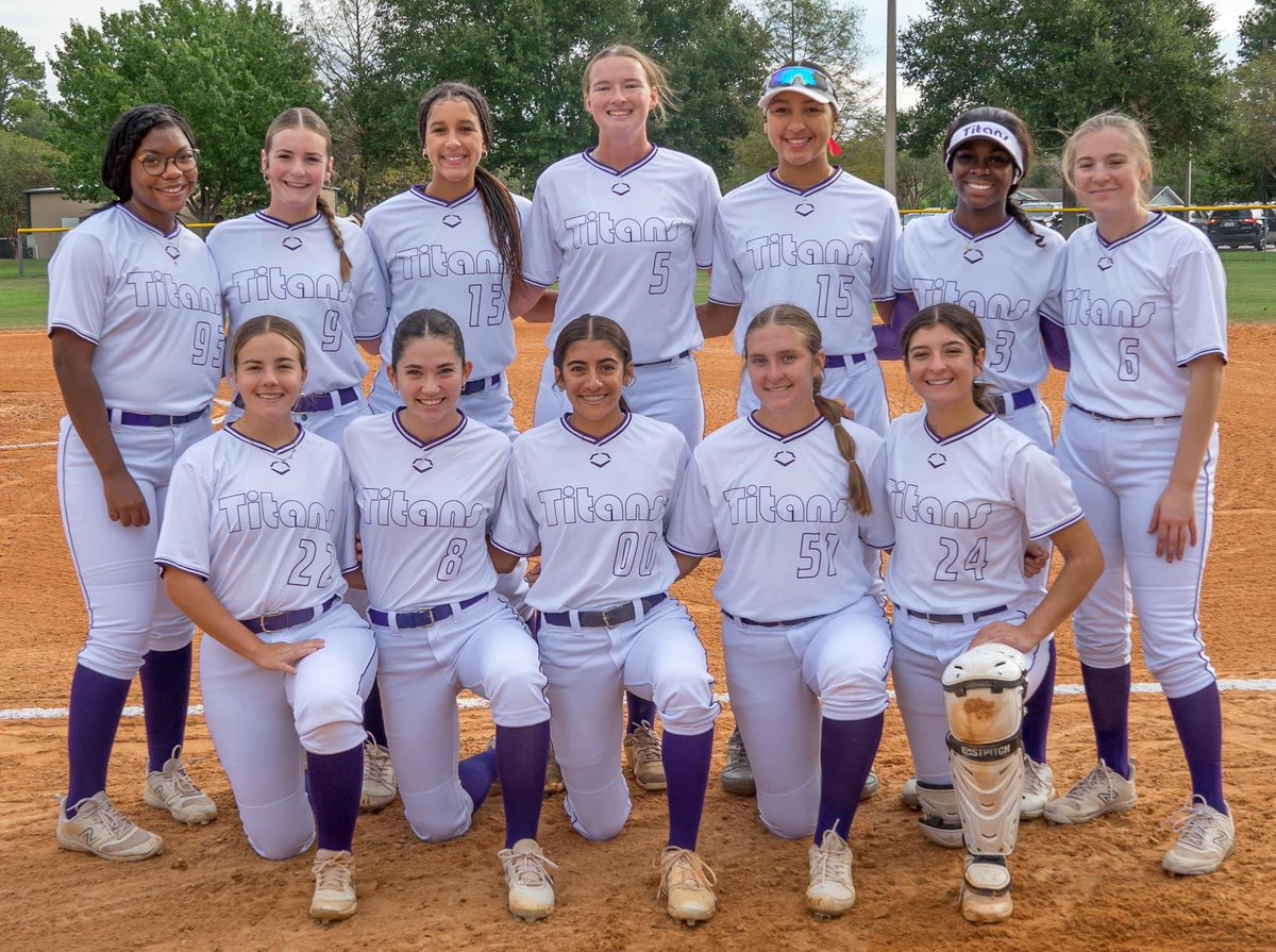 TitansBaker (@titansbaker) on Twitter photo Titans Baker went 4-0 at the <a href="/TFLfastpitch/">Texas Fastpitch League</a> College Classic with one game added and a loss to Galveston College. Way to work girls! Titans Baker went 4-0 at the <a href="/TFLfastpitch/">Texas Fastpitch League</a> College Classic with one game added and a loss to Galveston College. Way to work girls!