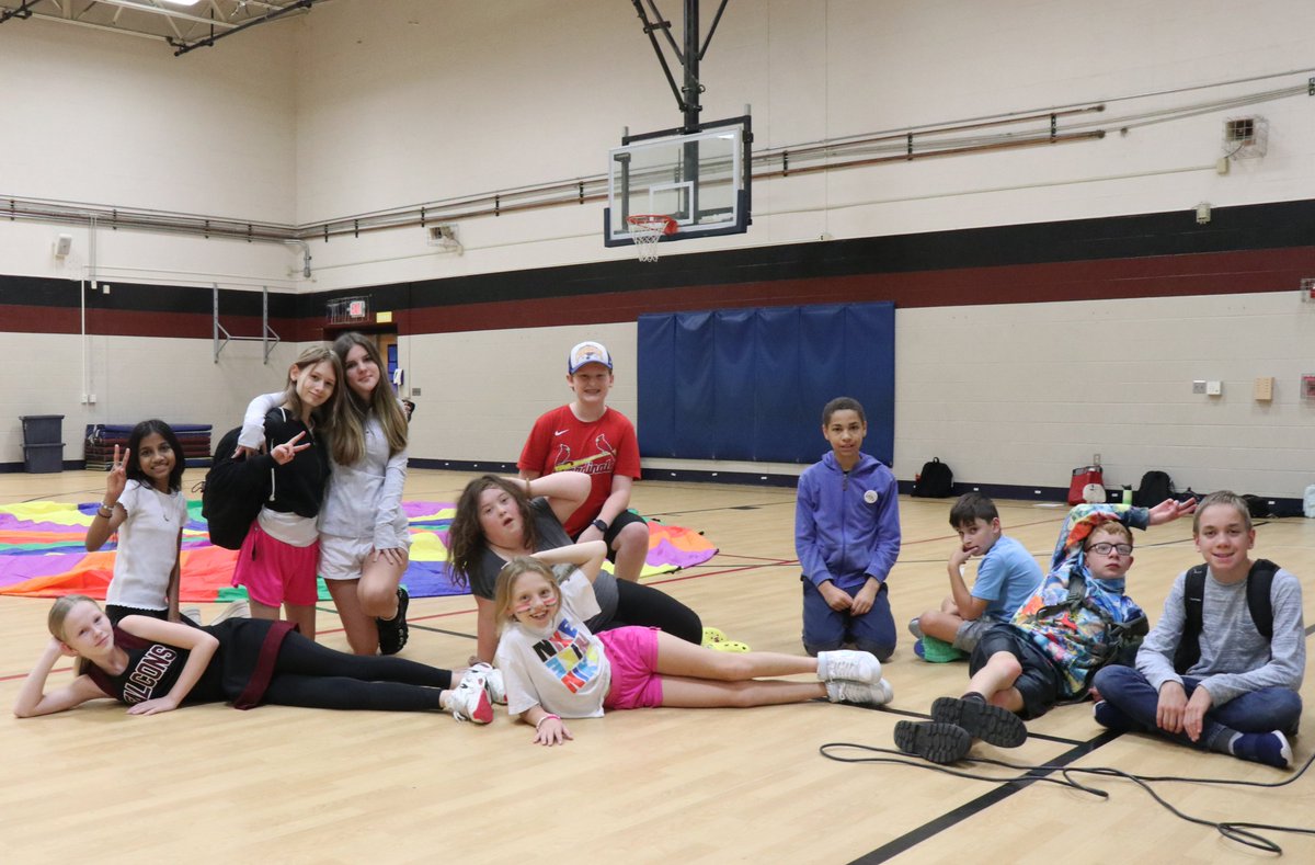 rockwoodschools's tweet photo. Rockwood South Best Buddies PE gives students the chance to practice a variety of fundamental movement skills while participating in games, sports and team-building activities, forming friendships that extend beyond the class. #FocusOnUnity
Learn more: https://t.co/VOdObgT77L https://t.co/IhPoGFj7DP