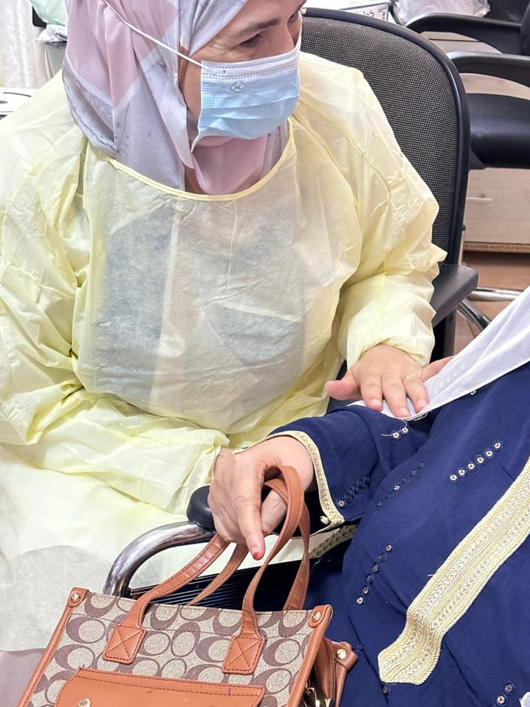 uqudent's tweet photo. قامت كلية طب الأسنان ممثلة بمكتب خدمة المجتمع و العمل التطوعي بالتعاون مع إدارة العمل التطوعي و المسؤولية المجتمعية بـجامعة أم القرى بتفعيل اليوم العالمي لكبار السن و ذلك بتنظيم النادي الطلابي و الجمعية السعودية لطب الأسنان لزيارة لدار الرعاية الاجتماعية بمكة المكرمة. https://t.co/LqZikxrpKO