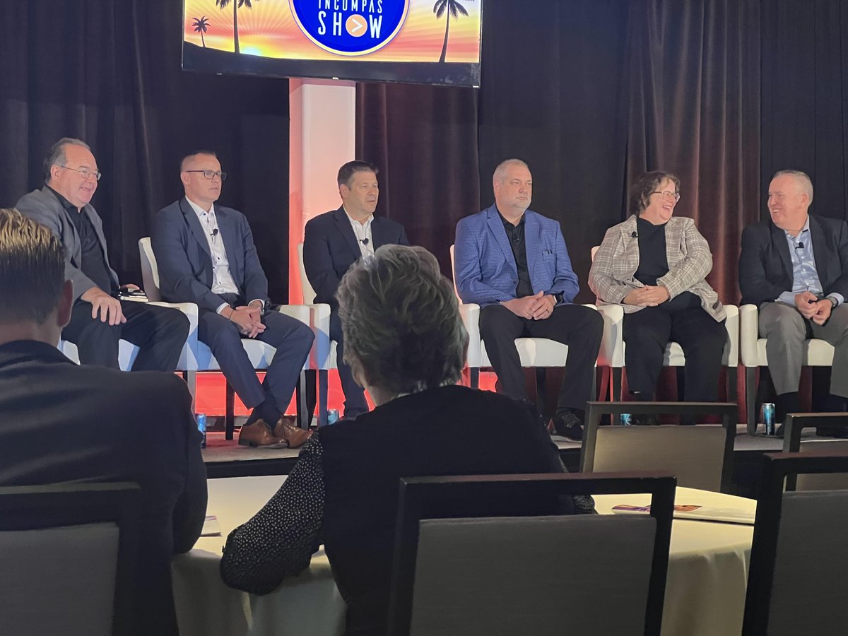 AxcentNetworks's tweet photo. Today's panel moderated by our own David Wuensch was a huge success! Thank you to @INCOMPAS and all who participated on the panel for making it such a positive experience.
#TheINCOMPASShow #IndustryInsights #Telecommunications #EventPanels https://t.co/LxlVjDxjbO