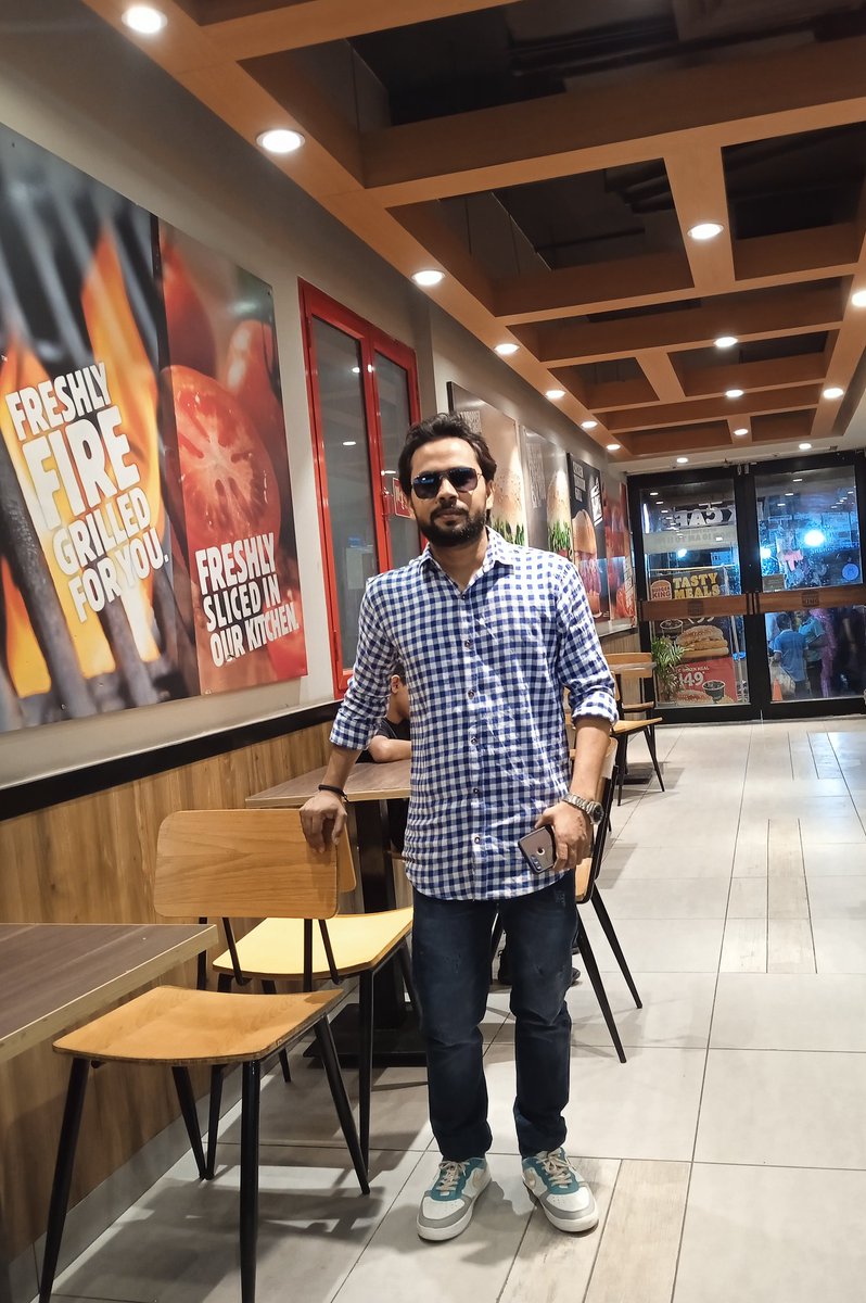 MSRockyofficial's tweet photo. ये न सोचो कल क्या हो 
कौन कहे इस पल क्या हो.... 

✍️ मीना कुमारी नाज़

#LoveBlessingDuaa_MSR ❤
#MSR ❤ https://t.co/ehXg2mbmzO