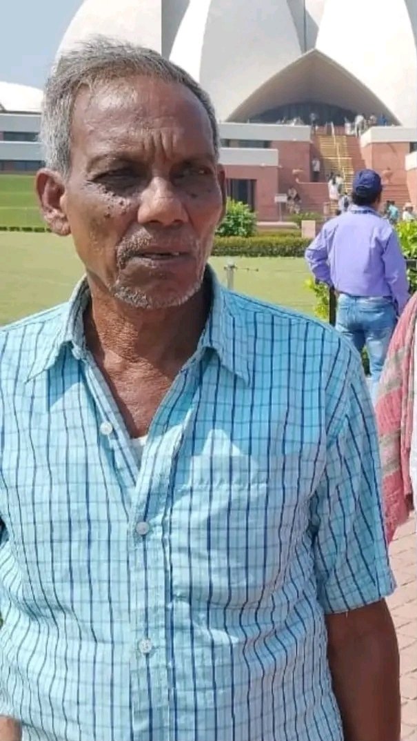 SamiranPayra's tweet photo. 5th October, at 9pm A person KALIPADA RANA is missing from MURTHAL near Garam Dharam Dhaba. Murthal police Station FIR no - 0045/2023. But not yet get any result. Haryan Police intervene we can get any news. Haryana police should intervene in this matter.@police_haryana #HarSamay https://t.co/kS7WXkgrZT