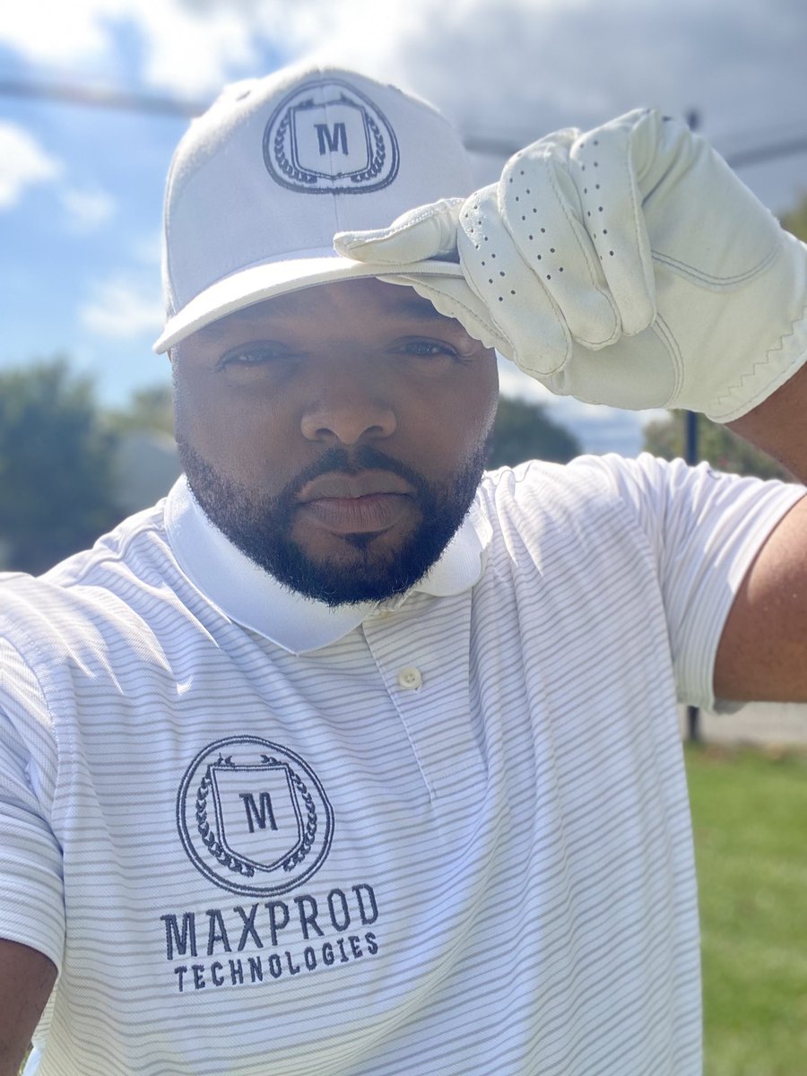 ComandanteBowie's tweet photo. DC NeXT 2023 Golf Tournament
Let’s get it! 🤌🏾🔥
#DCNeXT https://t.co/fSWxlzQn7t
