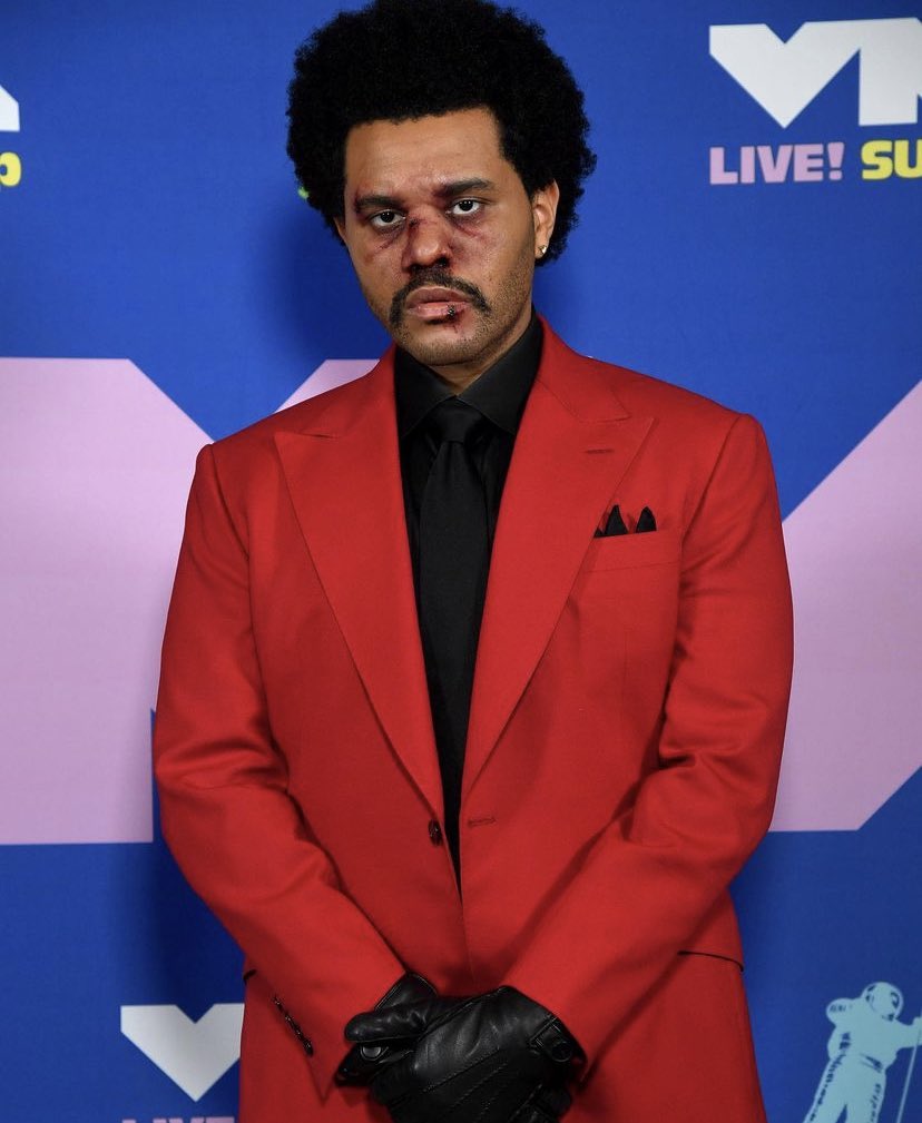 freyatesfayexo's tweet photo. some of my favourite eras of abel’s style/ looks 🥰(as you can tell i love his afro) #bringthefroback https://t.co/06WpWLjHow