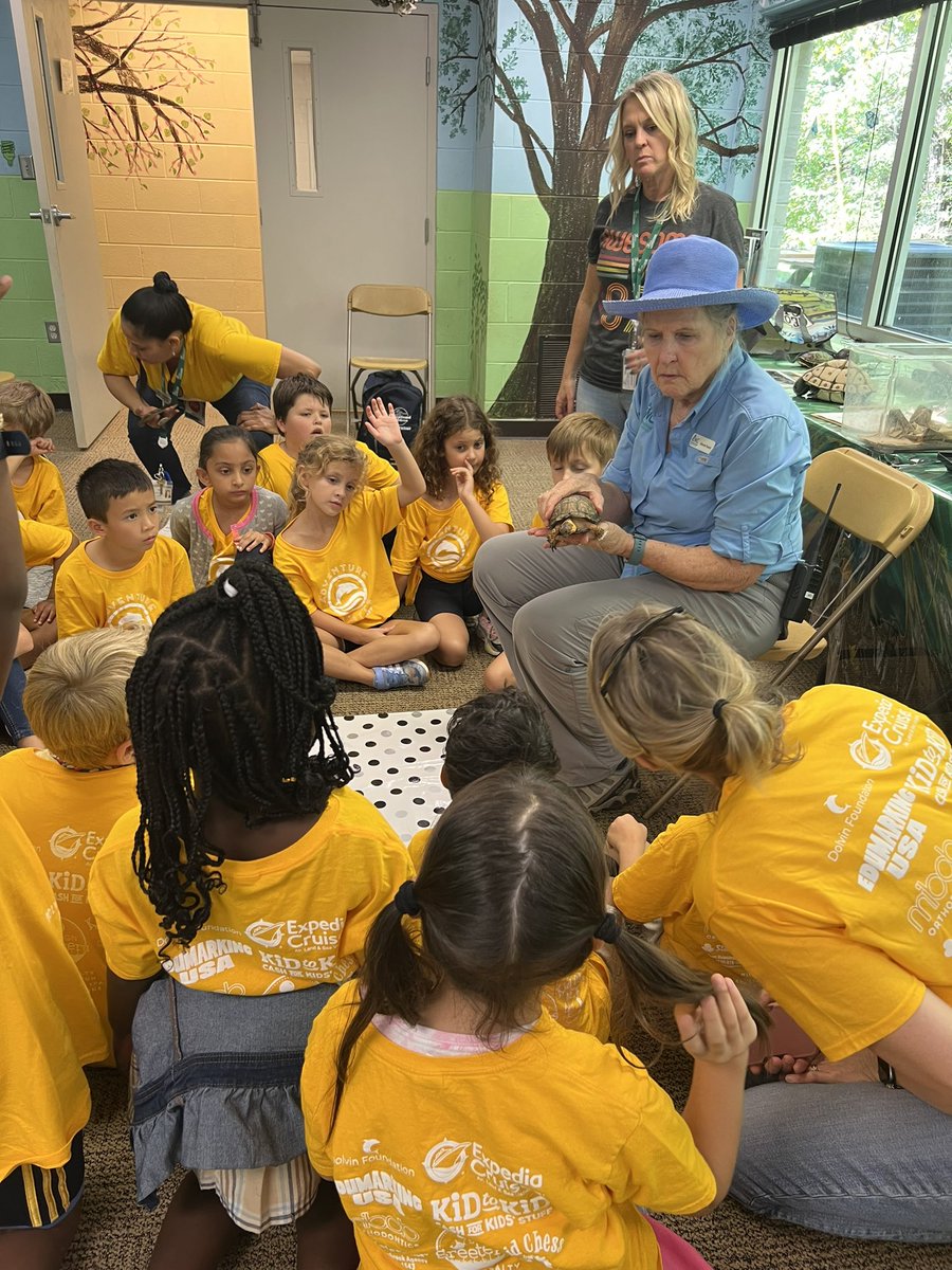 Fabulous Field Trip… late in posting but was soo much fun <a href="/DolvinES/">Dolvin ES</a>