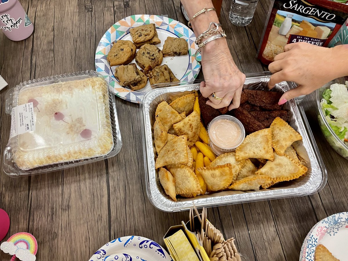 In honor of #NationalHispanicHeritageMonth we had a Kindergarten team potluck! Thank you Glenda Rosa for the Empanadillas, 
Alcapurrias  and Surrullos de Maiz! So yummy!! ❤️<a href="/FreedomVolusia/">Freedom Elementary School</a> #KINDergarten