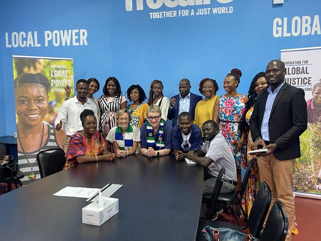 IrlEmbFreetown's tweet image. Great discussions and experience sharing with @CdeBarra, CEO of @trocaire on the work of the IGBV Working Group in #SierraLeone . Looking forward to strengthening partnership &amp;amp; collaboration with  @ICGBV_Ireland in reducing GBV in SL &amp;amp; globally.