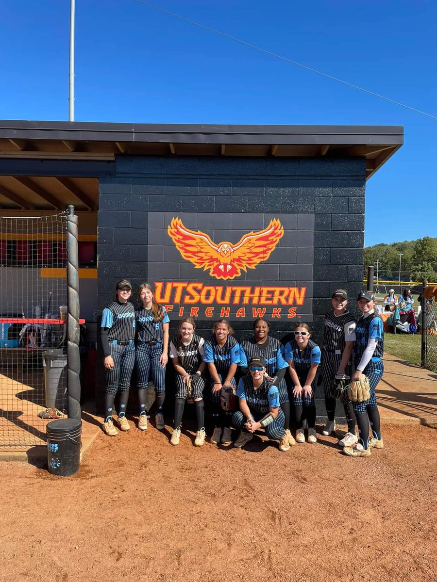 hunter_saniya's tweet photo. Thanks to @UTSSoftball for hosting a great play date this past weekend. Team went 1-0-1. My stats: BA .500, OBP .500, 3 RBI's, and a 💣 out CF! 
🩵🖤🤍 #ThatHunterKid @07Tennessee @wcsSHSsb https://t.co/sFk14halKJ