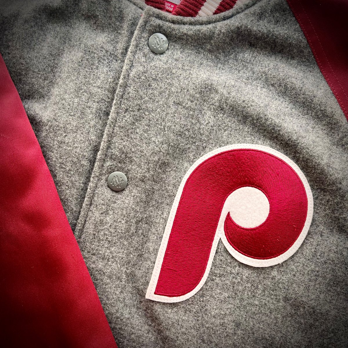 PennEmblem's tweet photo. Suit up for the phillies! #GAMETIME
•
•
•
#branddecorator #pennemblem #promotionalproducts #innovation #innovators #decoration #directembroidery #screenprint #sublimation #sportspatch #militarypatch #schoolpatch #varsityjacket #embroiderynearme #philadelphiaphillies #playoffs https://t.co/1rhAtqlKBX