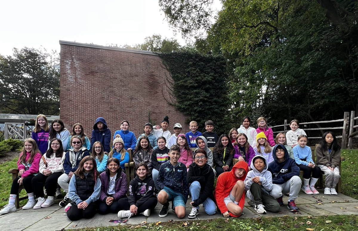 sci345's tweet photo. The 21st Century Program brought 4th and 5th grade students to #phililpsburgmanor and #sunnyside today. The museum educators were all fantastic. @BethpageUFSD @EDifiglia @KLSBethpage @CBS_Bethpage https://t.co/BKR7XekT3R