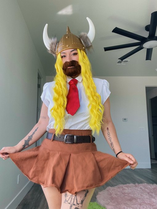HINGA DINGA DURGEN!!!!!! https://t.co/tsMB9tXZWu