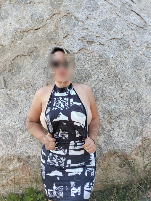 Me encant&oacute; este vestido... aunque ustedes creen que se me salgan las tetas si bailo?? 😈  Recuerden que<a href="/tag/loveisblind"class="tags"><span>#loveisblind</span></a>