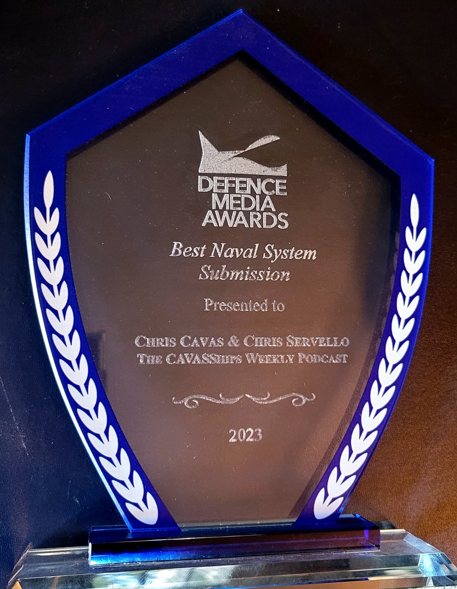 CavasShips's tweet photo. The latest on the CavasShips Podcast: we were honored at this year's Defence Media Awards to receive the award for best in the Naval reporting category. The presenter was Jeff Davis of General Dynamics (with Laura Winter photobombing). Servello was at the Os game... : ) https://t.co/FwvR4CfbRZ