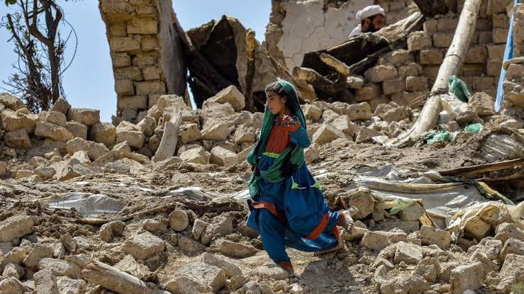 Inna lillahi wa Inna ilayhi rajioon. Praying for our brothers and sisters in #Afghanistan as they seek to recover from another tragedy with thousands of casualties.

#AfghanistanEarthquake