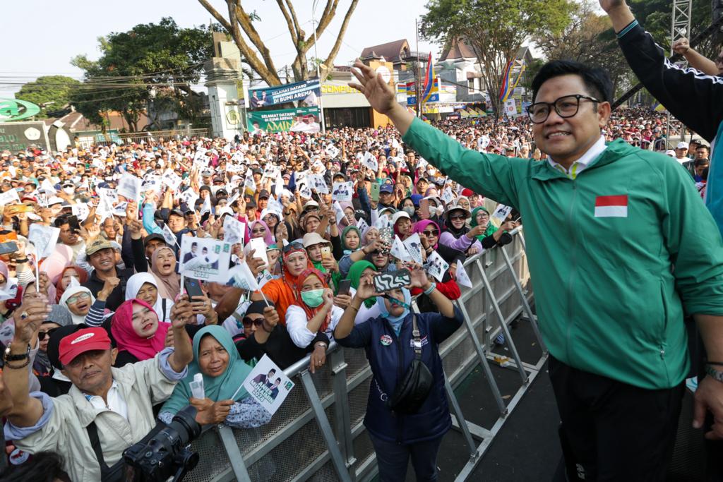 Pemimpin Indonesia Kedepan harus memiliki karakter 
Perubahan,Berwawasan Luas Visioner,Komunikatif 
#GemaPerubahanAmin
#AniesMuhaimin2024
<a href="/cakimiNOW/">A Muhaimin Iskandar</a>
<a href="/DPP_PKB/">DPP PKB</a> 
<a href="/EmHasanuddin/">M Hasanuddin Wahid</a> 
<a href="/imansyukri/">Iman Sukri</a>
