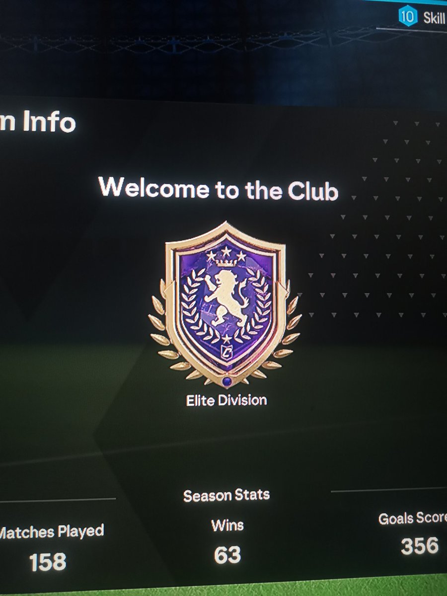 CharlieEAST15's tweet photo. Elite on pro clubs 🥱 https://t.co/PNZdHSkkNK