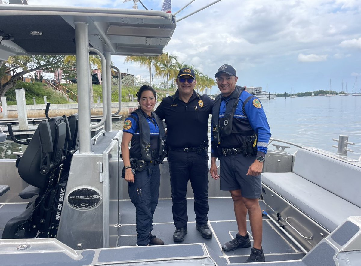 Miami PD tweet media