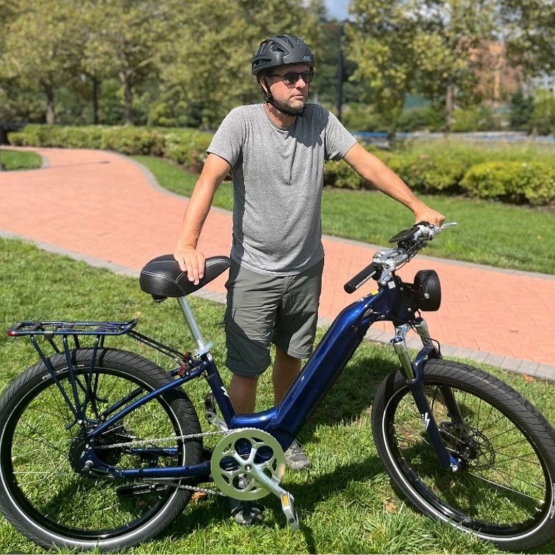 ElectricBikeCo's tweet photo. Monday blues? Nah, just blue skies and bike rides! 💙🚴 Cheers to the start of the week!
#electricbikecompany #bluebike #e-bike https://t.co/WWJlQIDaRI
