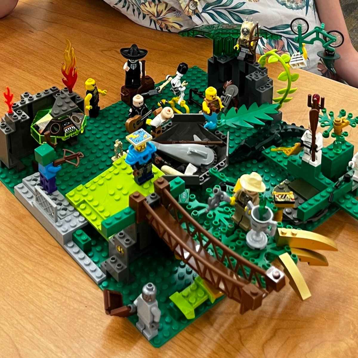 BTPL_MI's tweet image. Do you have a Junior Architect at home who LOVES to build? Bring them to Brick Builders on Tuesday, October 10th from 6:30-7:30 PM to build a LEGO masterpiece! 🧱🏗️  

No registration is required. #LEGObuilds #BrickBuildersClub #LibraryFun