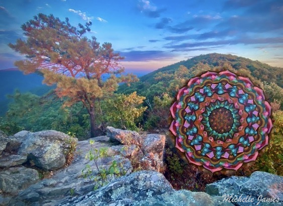 CreatvEmergence's tweet image. My latest mandala drawings - alone and in nature  photos #creativeexpression #meditativepractice #creativepractice #emergentmandalas