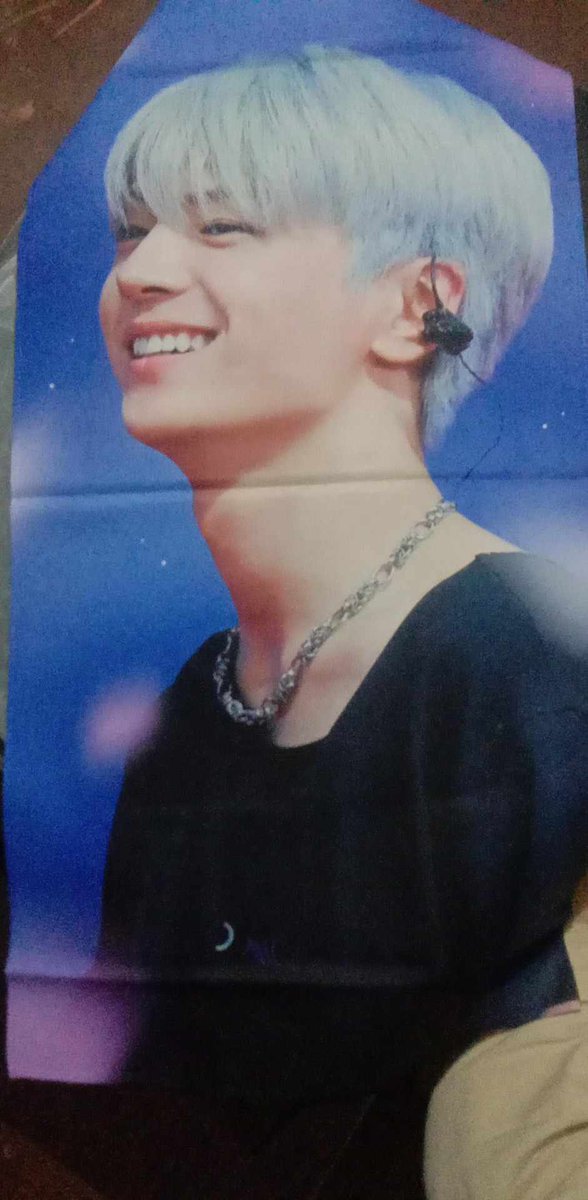 love67488's tweet photo. #armyowns_feedback Thankyouu so much Jay cheering kit came home na po  sobrang bait pa ni seller😘 https://t.co/RWC8PWHCSB