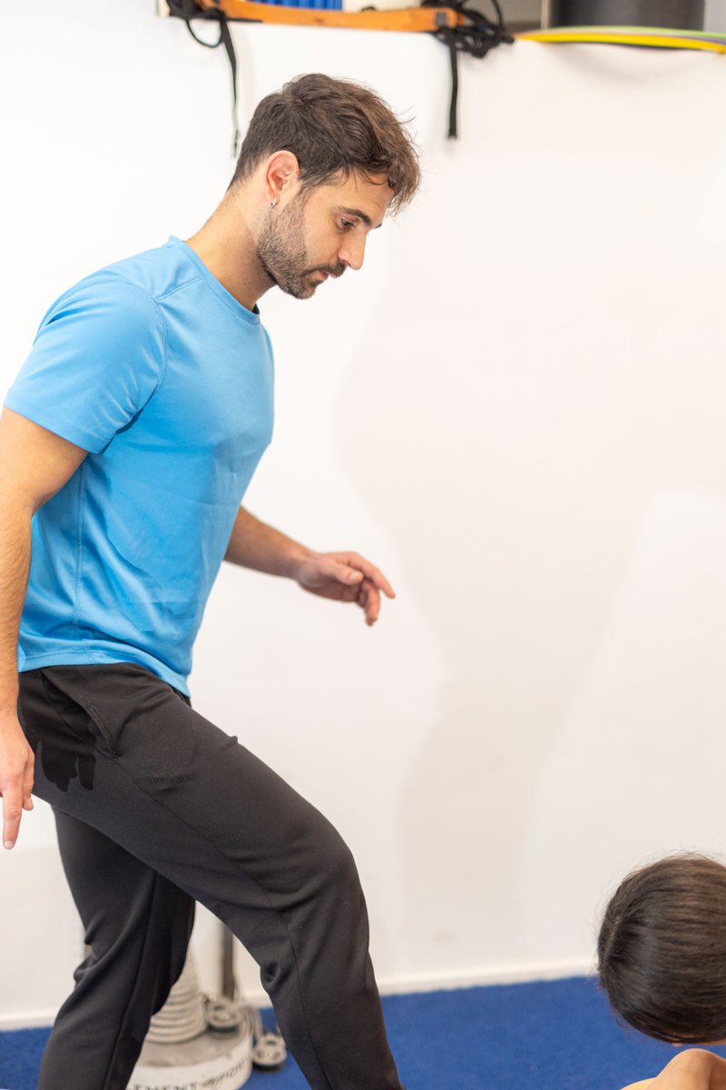 ENTRENAMIENTO PERSONAL:

Servicio de asesoramiento y entrenamiento, para todas las necesidades y niveles.

Recuerda que puedes pedir una cita a través de nuestra página web o directamente desde nuestra APP CARDIOSALUS.

También llamando al 968 96 96 92