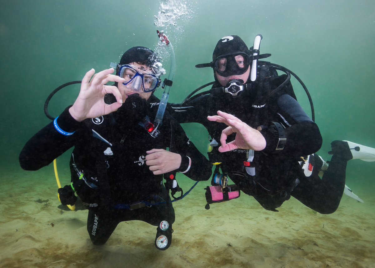 JuStMdive's tweet image. BIG congratulations to this dynamic sibling duo!
🎉🌊
To Zander who became a certified @PADI Open Water Scuba Diver.
And little sister Mia who embraced every moment on her Discover Scuba Experience, with Open Water dreams on the horizon.

#scuba #padicourse #gordonsbay