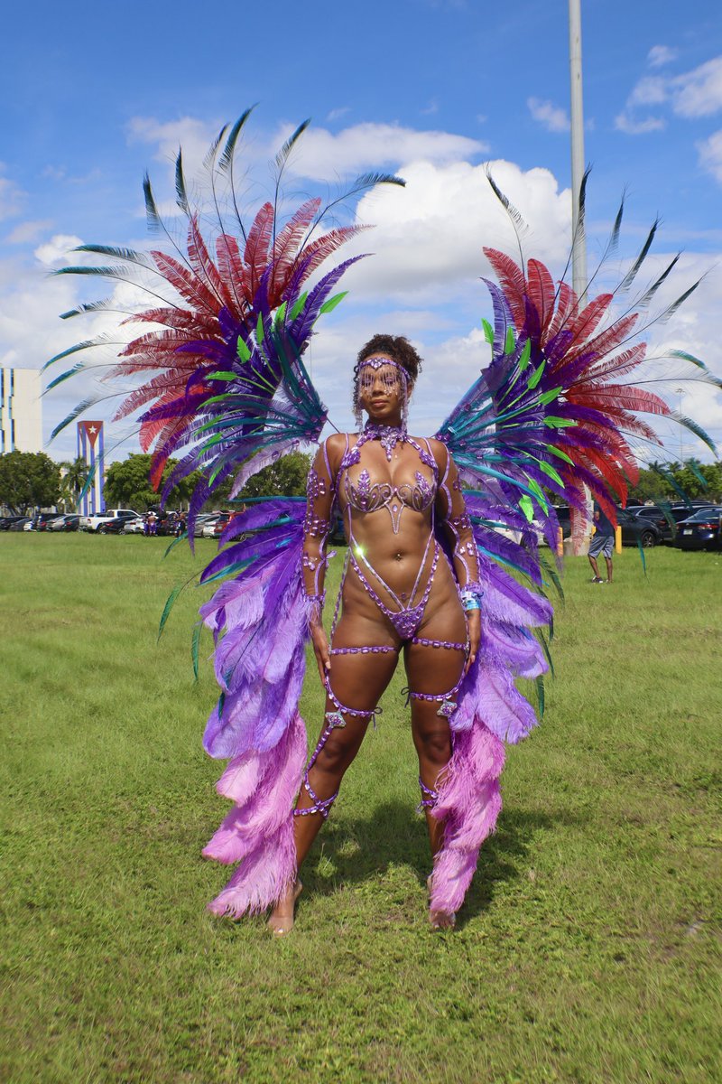 madebysasha's tweet photo. She did it again. #MiamiCarnival2023 https://t.co/a9MJ7XV4AF