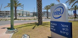 Serchecho89's tweet photo. Regional instability would impact technology advancements. Companies operating within the Middle East may face setbacks, influencing innovation and worldwide tech growth. #IsraelPalestineWar #TechnologyNews https://t.co/DvYrIYwtgM