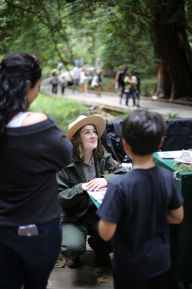 Have you dreamed of being a @NatlParkService ranger? Applications are now live for the upcoming summer season across dozens of parks, including ours. Apply ASAP at these two links for consideration: usajobs.gov/job/752831200# usajobs.gov/job/752846900#