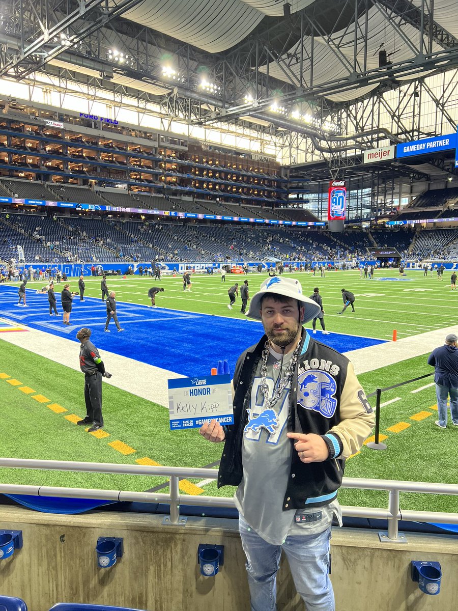 SuperFanHutch's tweet image. #CrucialCatch #GameOnCancer RIP KEK 💕