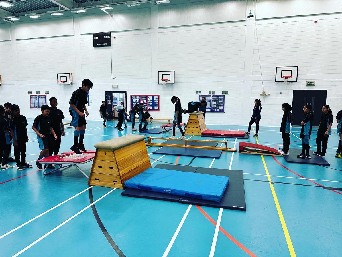 LangleyAcademyPE tweet media