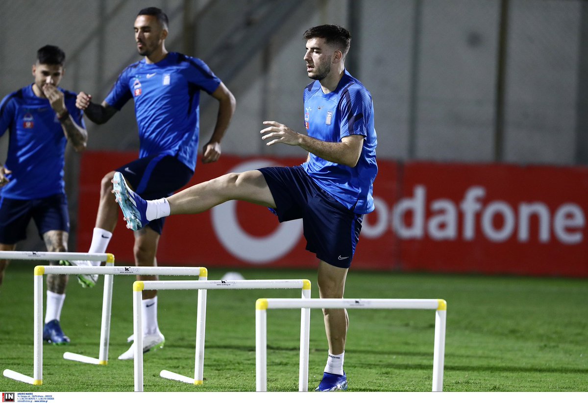EthnikiOmada's tweet photo. 1η ανοιχτή προπόνηση για την Εθνική 🔵⚪️ στο γήπεδο Γ.ΚΑΜΑΡΑΣ #firsttraining #opentraining #ethnikiomada https://t.co/EDT4oDPZUp