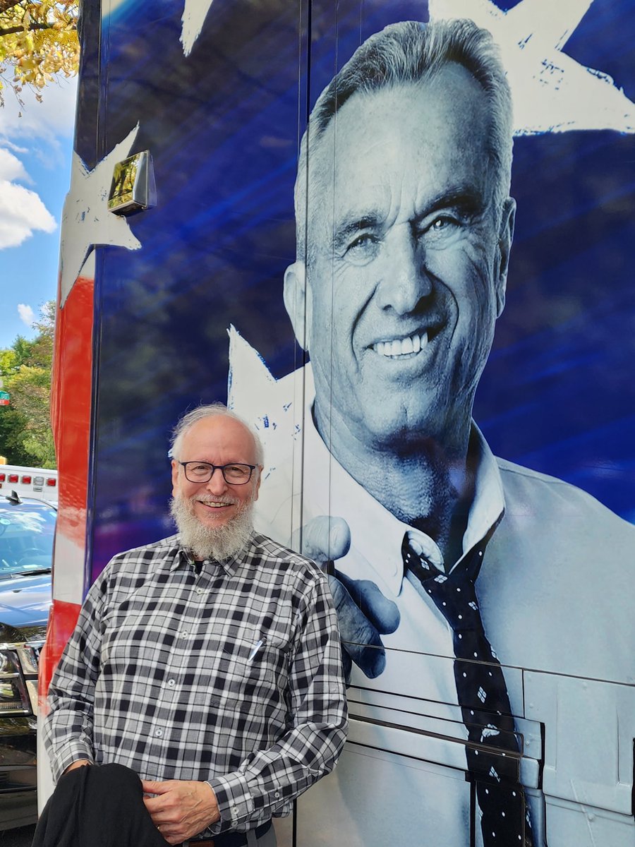 Lawrence 4.68e+3 🔋 tweet media