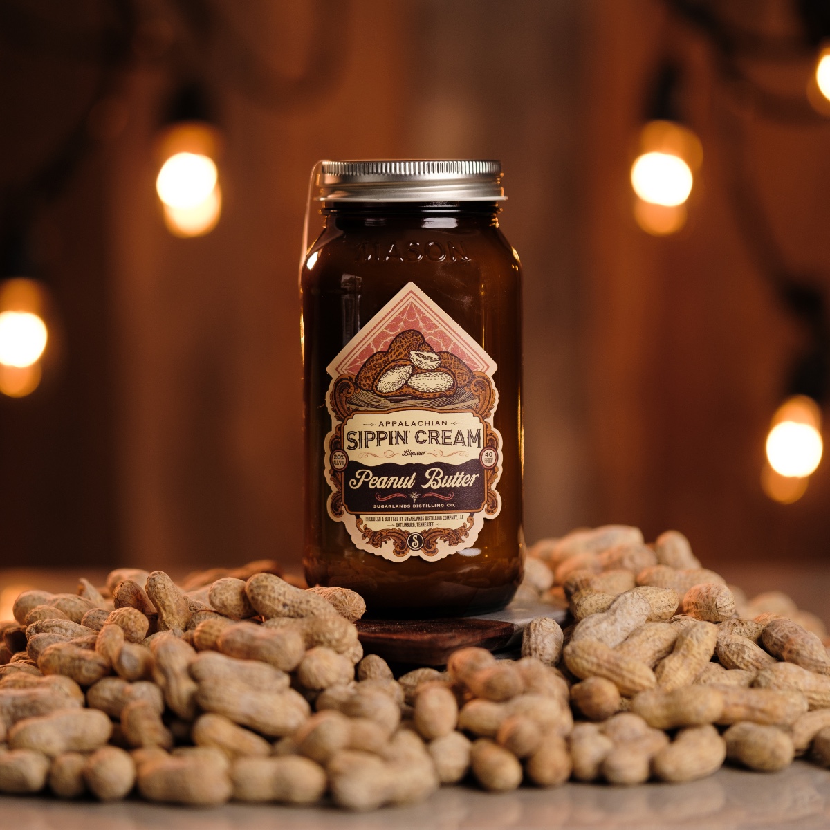 Indulge in a nutty delight with our flavor of the week, Peanut Butter Sippin' Cream! 

Fun fact: if you have a peanut allergy, have no fear, you can try this sippin' cream! This sippin' cream does not contain the peanut allergen. 

#SipsUp to creamy goodness!